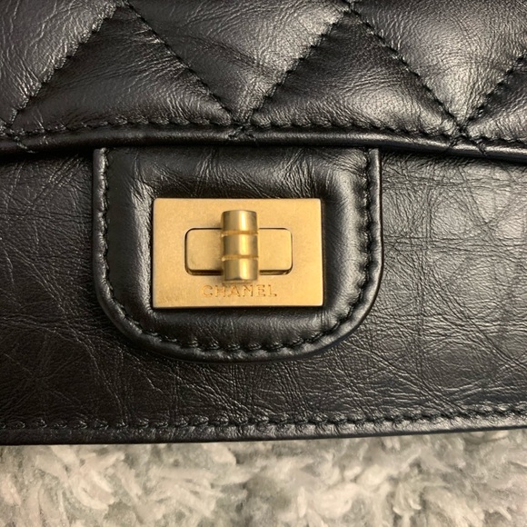 ❌SOLD❌Chanel reissue pouch/wristlet - Picture 9 of 10